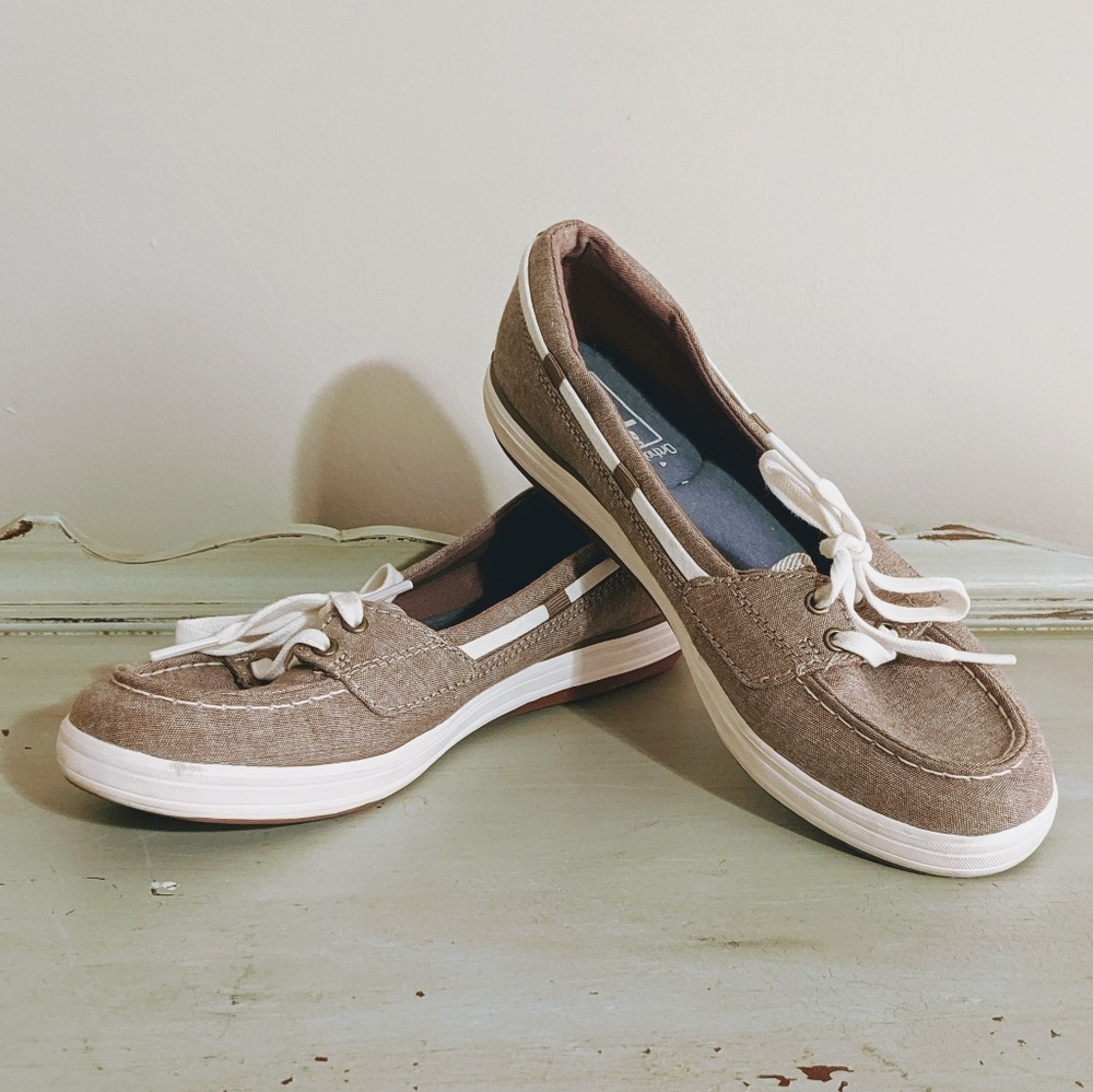 **LAST CALL** KEDS Beige Chambray Boat Shoe 6.5